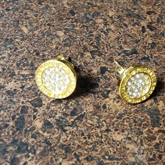 Stud earings - Picture 3 of 3